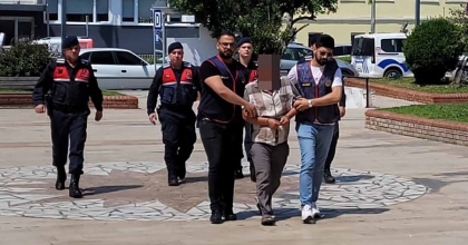 ALACAK VERECEK MESELESİNDE BİR KİŞİYİ ÖLDÜRMÜŞTÜ, TUTUKLANDI