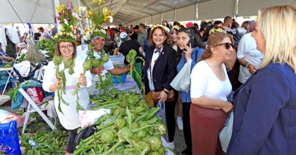 ALAÇATI OT FESTİVALİ, ESNAFIN VE TURİZMCİLERİN YÜZÜNÜ GÜLDÜRDÜ