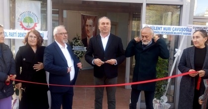 BEŞ YILLIK EMEK SANATSEVERLERLE BULUŞTU