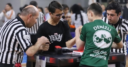 BİLEK GÜREŞİ GRUP ŞAMPİYONASI DENİZLİ’DE GERÇEKLEŞTİ