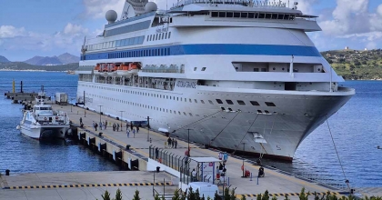 BODRUM’A SEZONUN İLK YOLCU GEMİSİ GELDİ