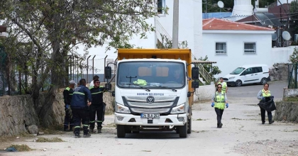 BODRUM'DA ÇEVRE TEMİZLİĞİ ÇALIŞMALARI BAŞLADI