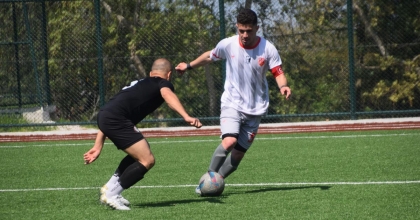 ÇAL BELEDİYESPOR GERGİN MAÇTA 3 PUANI KAPTI