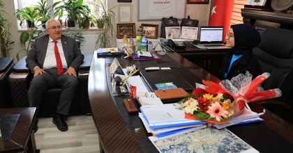 ÇAMELİ’NDE BAŞKANLIK KOLTUĞU ZEYNEP SUDE'YE EMANET EDİLDİ