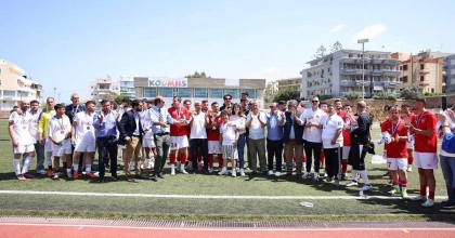 ÇEŞME İLE SAKIZ ADASI ARASINDA SPORLA GÜÇLENEN DOSTLUK