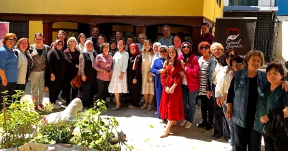 GÖNÜL KÖPRÜLERİ KURUYOR