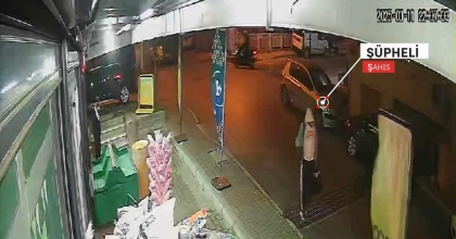 HIRSIZLIK YAPTIKTAN SONRA KIYAFETLERİNİ DEĞİŞTİRDİ, YAKAYI ELE VERDİ