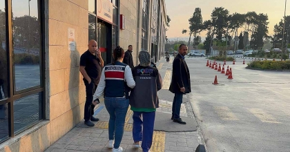 İZMİR'DE PKK OPERASYONU: 4 GÖZALTI