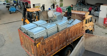 KARACASU BELEDİYESİ'NE 100 ÇÖP KONTEYNERİ DESTEĞİ