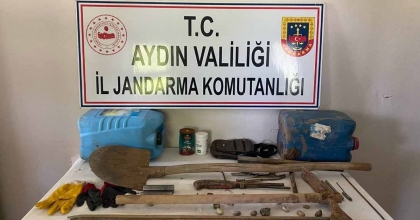KAÇAK KAZI YAPAN DEFİNE AVCILARI SUÇÜSTÜ YAKALANDI