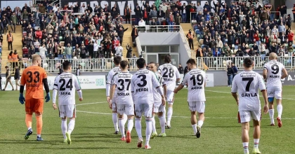 KARŞIYAKA’YA CEZA ŞOKU