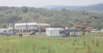 KEMALPAŞA'DA KAÇAK YAPILARIN YIKIMINA BAŞLANDI