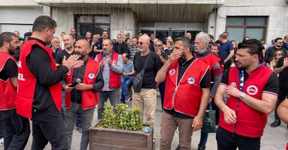 KONAK BELEDİYESİ İŞÇİLERİNİN MAAŞ KRİZİ DEVAM EDİYOR