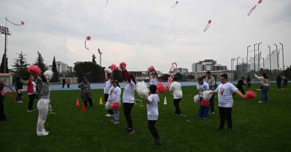 MANİSA’DA ÖZEL BİREYLER İÇİN RENKLİ ŞENLİK
