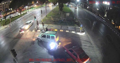 MANİSA'DAKİ MOTOSİKLET KAZASININ GÜVENLİK KAMERALARI ORTAYA ÇIKTI