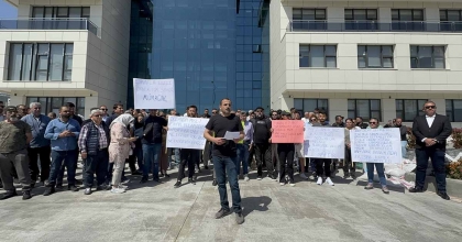 MARMARİS'TE ESNAFTAN BELEDİYEYE TEPKİ