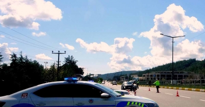 MUĞLA’DA TRAFİK EKİPLERİ DENETİMLERİNE DEVAM EDİYOR