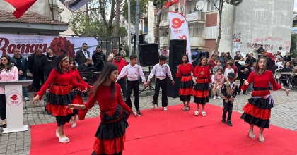 ROMANLAR GÜNÜ RENKLİ KUTLANDI