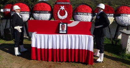 ŞEHİT MEMURBACAK SON YOLCULUĞUNA UĞURLANDI