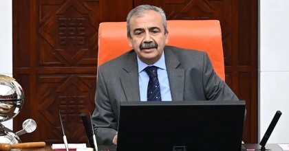 SIRRI SÜREYYA ÖNDER KALP AMELİYATINA ALINDI