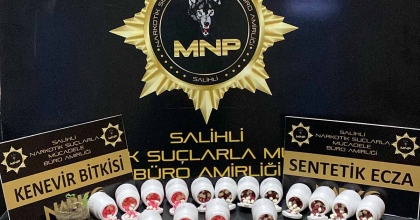 SALİHLİ’DE 817 SENTETİK ECZA HAPI ELE GEÇİRİLDİ