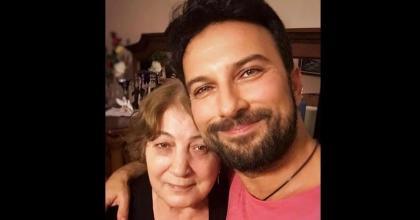 TARKAN, ANNESİNİ SON YOLCULUĞUNA UĞURLADI