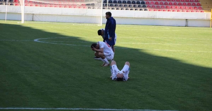 TURGUTLUSPOR BAL'A DÜŞTÜ