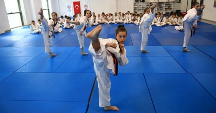 ÜCRETSİZ SPOR KURSU KAYITLARI BAŞLIYOR