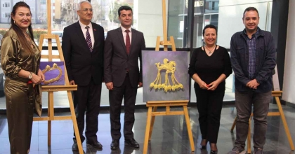 UŞAK’TA ‘UŞAK ORTA ANADOLU MEDENİYETLER’ RESİM SERGİSİ AÇILDI
