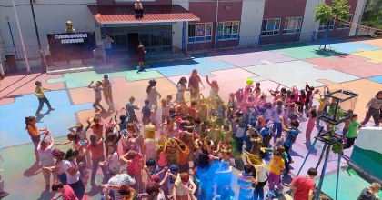AKÇAKÖY İLK-ORTAOKULU'NCA COLOURFEST ETKİNLİĞİ YAPILDI
