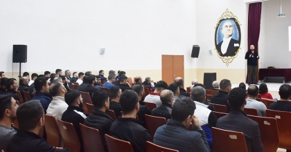 ALİAĞA'DA, PSİKOLOGLARDAN HÜKÜMLÜ VE TUTUKLULARA SEMİNER