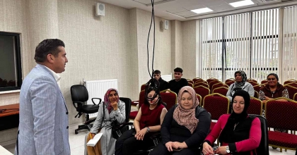 ALTINTAŞ’TA EBEVEYN OKULU KURSLARI