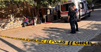 18 YAŞINDAKİ GENÇ BABASININ TABANCASI İLE KENDİNİ VURDU