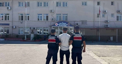BİR AYDA 195 ARANAN ŞAHIS JANDARMADAN KAÇAMADI
