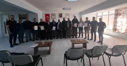 BAŞKAN ERBEĞİ'DEN MESLEKİ YETERLİLİK BELGESİ UYARISI   