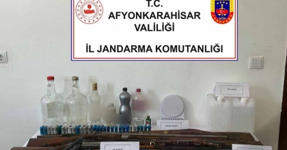 BAŞMAKÇI’DA SAHTE ALKOL OPERASYONU: 1 GÖZALTI