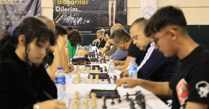 ÇAMELİ’DE 19 MAYIS SATRANÇ TURNUVASI TAMAMLANDI