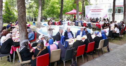 DENİZLİ PROTOKOLÜ ŞEHİT ANNELERİYLE BULUŞTU