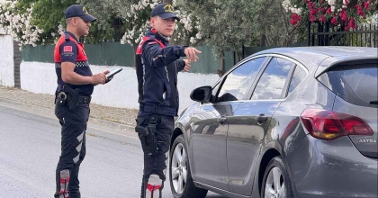 EFELER'DE JANDARMADAN EŞ ZAMANLI ŞOK UYGULAMA