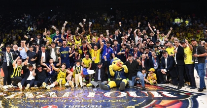 FENERBAHÇE, EUROLEAGUE'DE İKİNCİ KEZ ZİRVEYE ULAŞTI