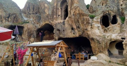 FRİG VADİSİ AYAZİNİ'DE TURİZM SEZONU BAŞLADI