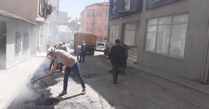 GEDİZ’DE 9 MAHALLEDE ASFALT ÇALIŞMASI GERÇEKLEŞTİRİLDİ