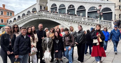 GEDİZLİ ÖĞRENCİLER İTALYA'DA SÜRDÜRÜLEBİLİRLİK ÇALIŞMALARINA KATILDI