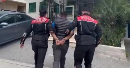 İZMİR’DE 13 YILLA ARANAN HÜKÜMLÜ YAKALANDI