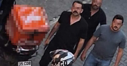 İZMİR'DE ZAFER PARTİLİLER İLE ÜLKÜCÜ GRUP ARASINDA TARTIŞMA