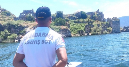 JANDARMA BİYOKAÇAKÇILARA GÖZ AÇTIRMIYOR