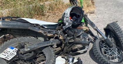 KAMYONA ÇARPAN MOTOSİKLET SÜRÜCÜSÜ HAYATINI KAYBETTİ