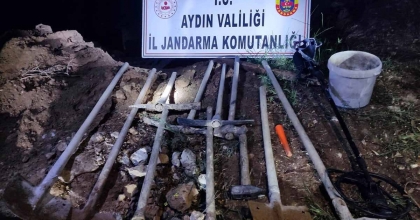 KAÇAK KAZI YAPARKEN SUÇÜSTÜ YAKALANDILAR