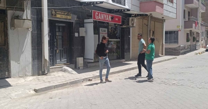 KEDİYİ POMPALI TÜFEKLE ÖLDÜRDÜ SERBEST KALDI