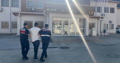 ARANAN ŞAHIS GÜNEŞLENİRKEN YAKALANDI